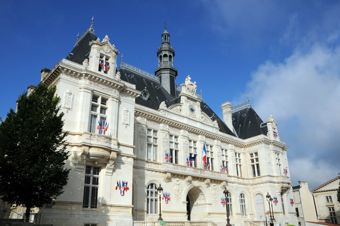 Façade de l'Hôtel de Ville de Niort © B Derbord