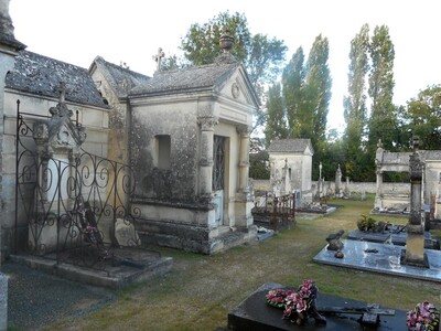 Vieux cimetière de Saint-Florent Vieux cimetière de Saint-Florent