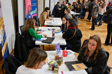 Forum organisé par la Mission locale sud 79
