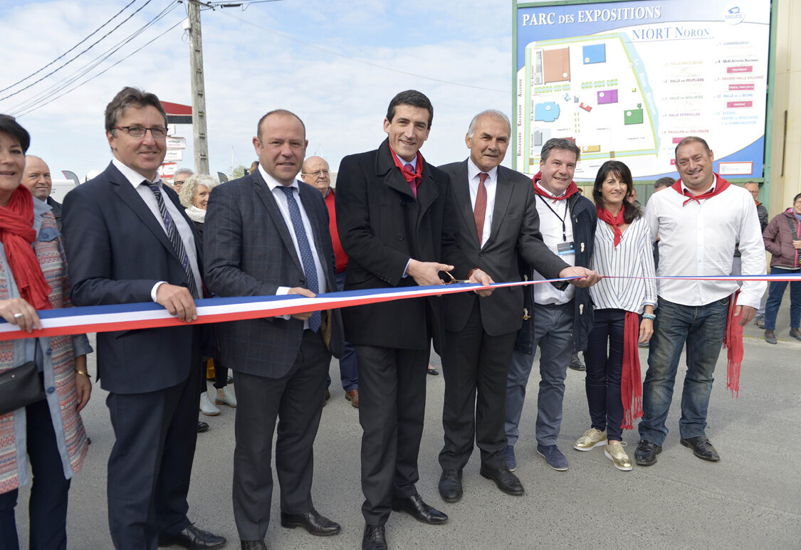 Inauguration de NiortExpo en présence de Jérôme Baloge maire de Niort © Darri  - Agrandir l'image 1 sur [1], fenêtre modale
