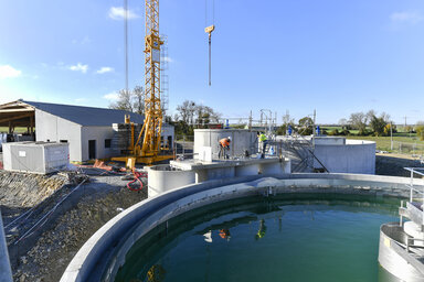 Construction de la future station d?epuration de Mauze sur le Mignon