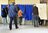 Personnes se dirigeant vers l'isoloir pendant des élections