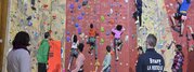 activites sportives des eleves soutenues par la Ville esacalade a l'Acclameur