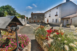 Mairie de Fors