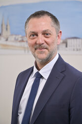 11e adjoint François GUYON