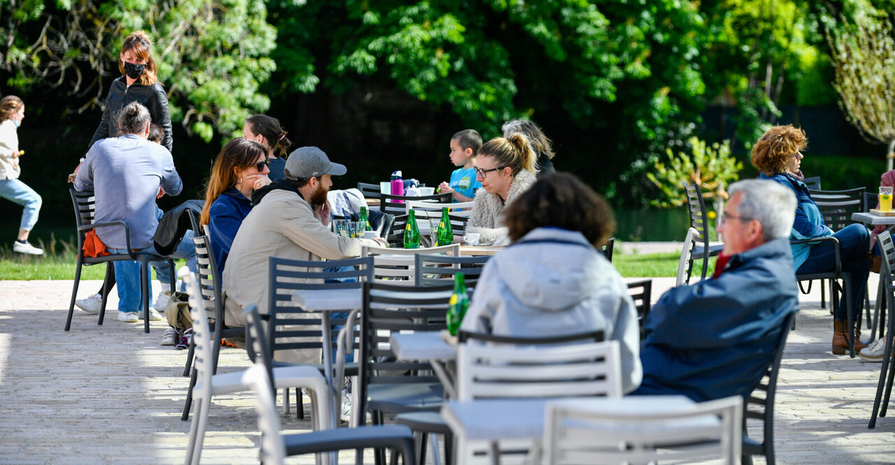 Rouverture des terrasses des bars et restaurants © Darri